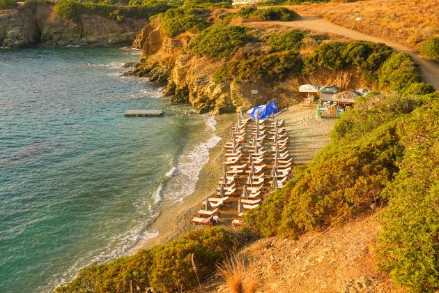 Psaramoura strand